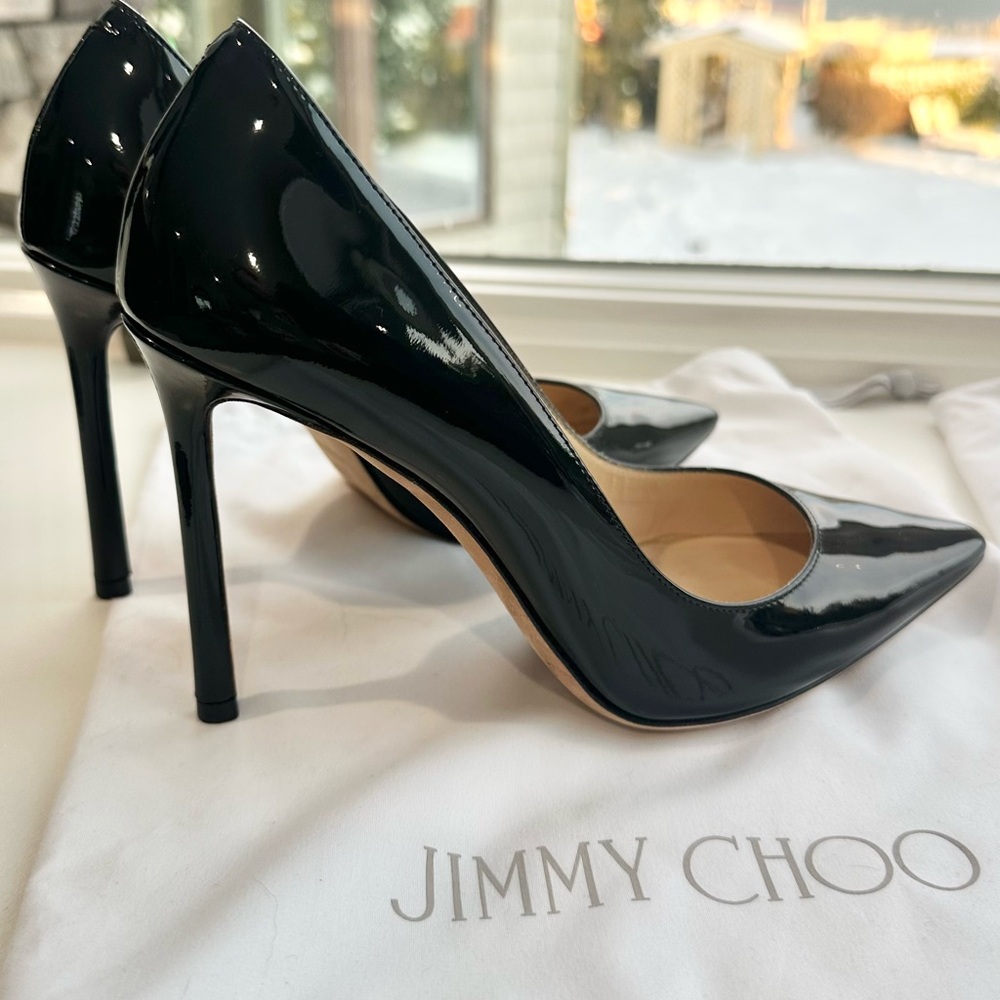 Jimmy Choo black, patent leather, stiletto heel pumps, 4 inch heels